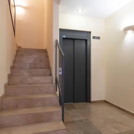 Bravissimo Barca Dos * Girona