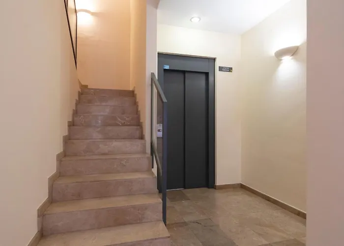 Bravissimo Barca Dos * Girona